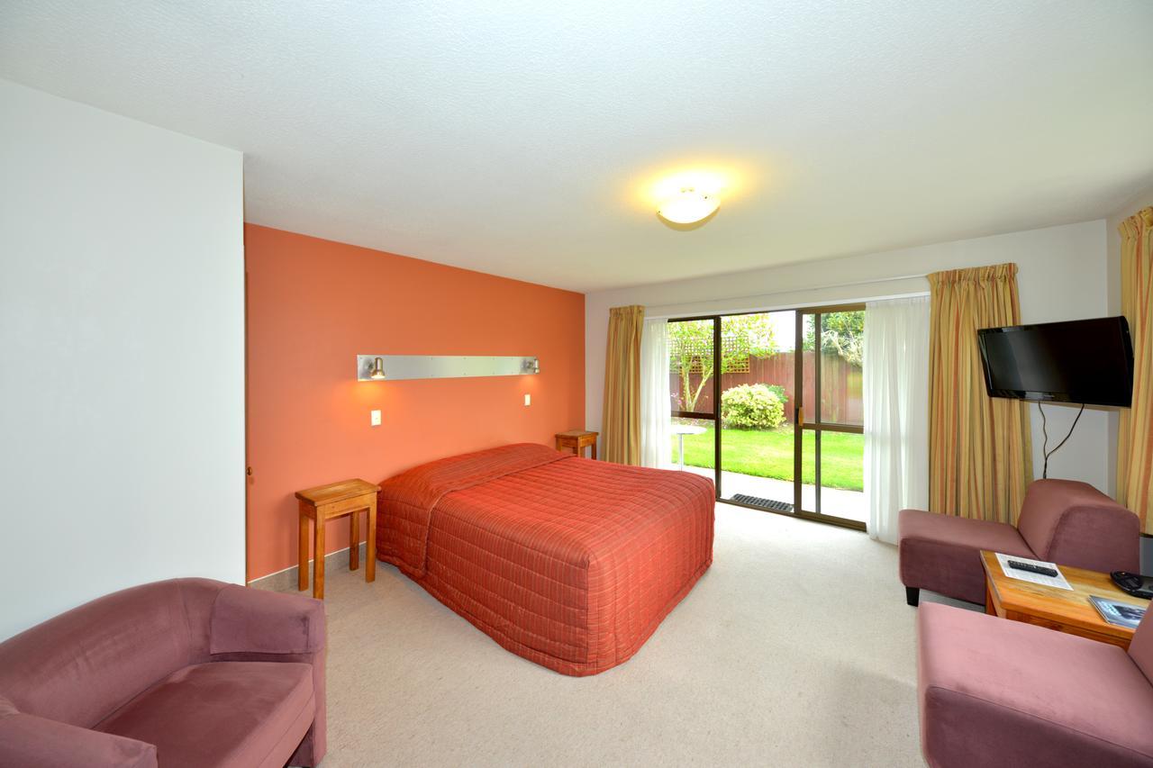 Middlepark Motel Κράισττσερτς Εξωτερικό φωτογραφία