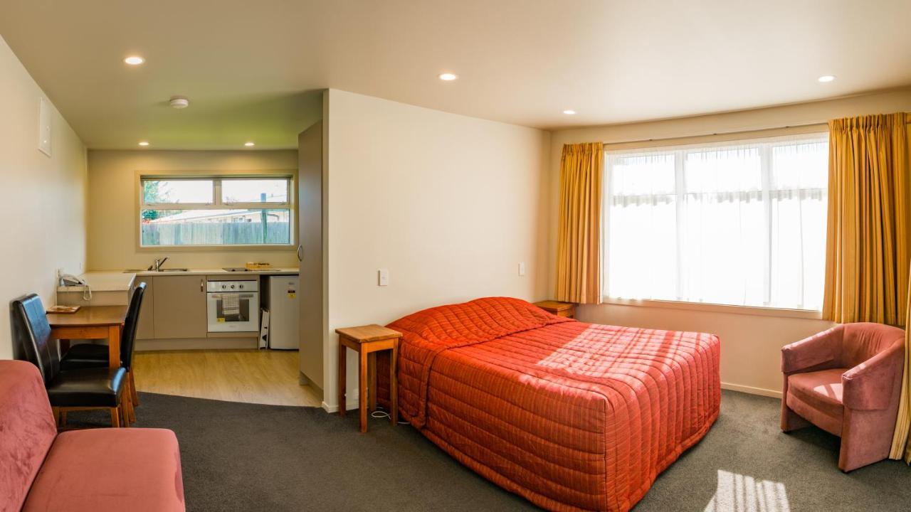 Middlepark Motel Κράισττσερτς Εξωτερικό φωτογραφία